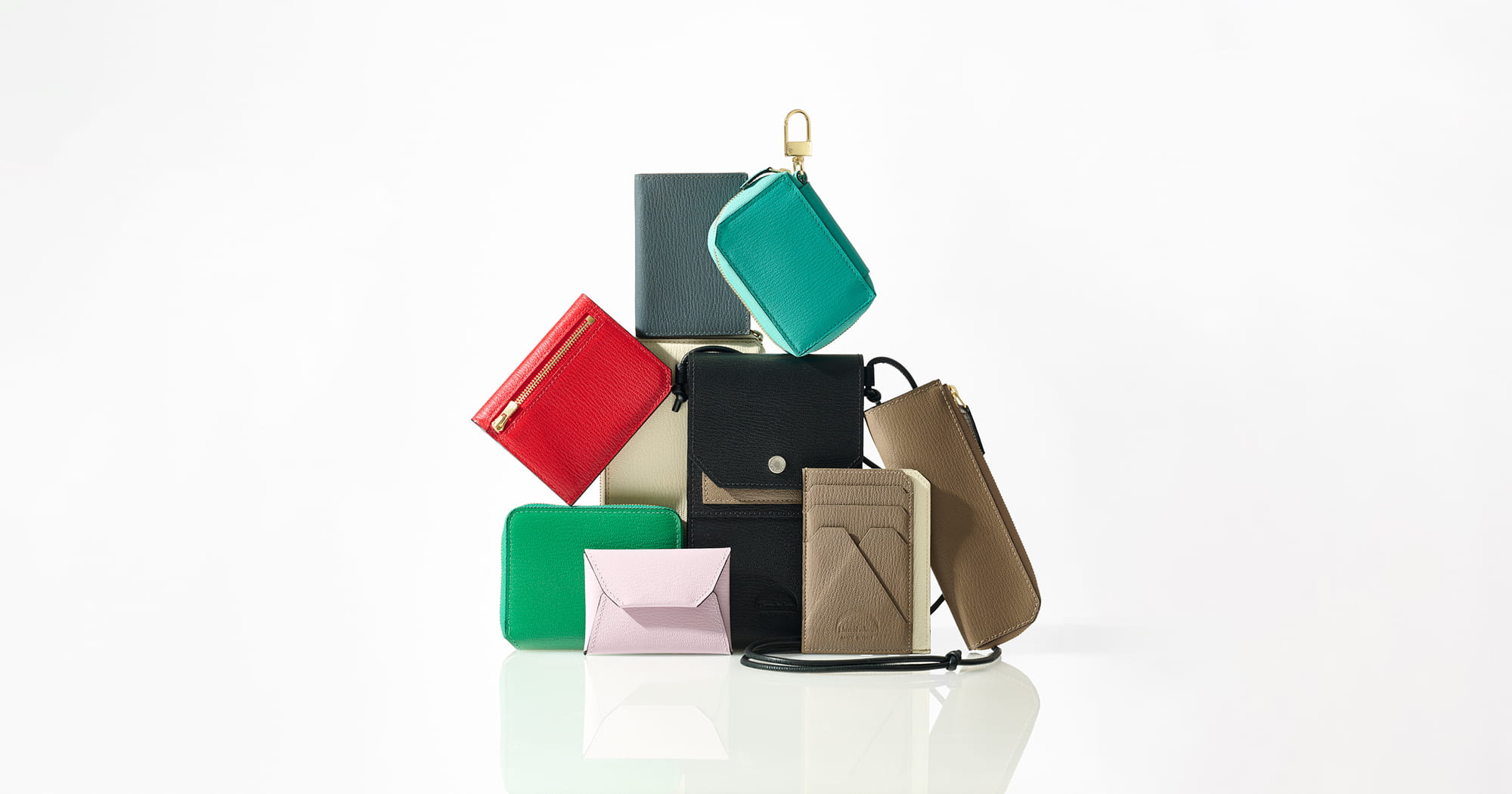 イメージ（PC用）：2025年最後の開運日　革小物とともに上質な新年へ